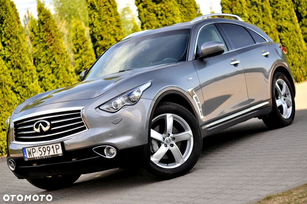 Infiniti QX70 - 2