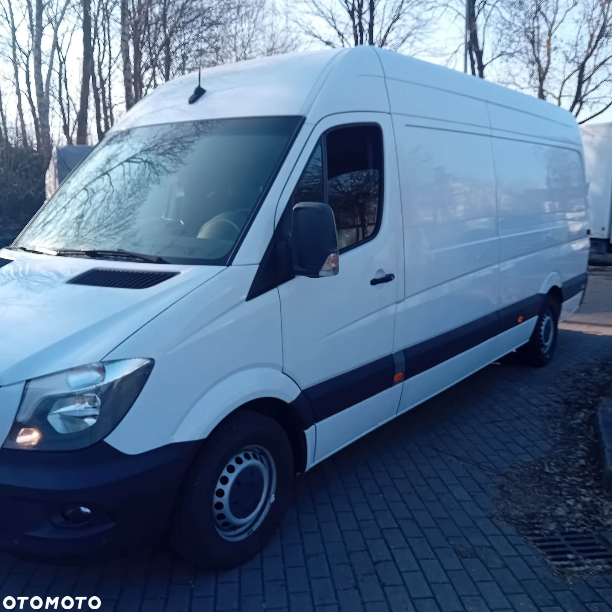 Mercedes-Benz Sprinter - 2