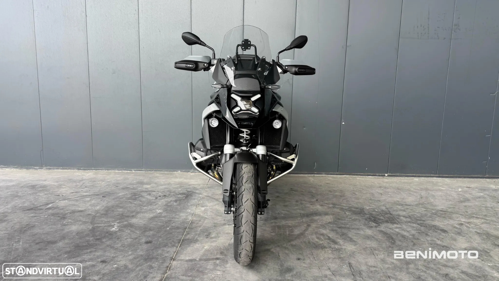 BMW R 1300 GS Triple Black - 2