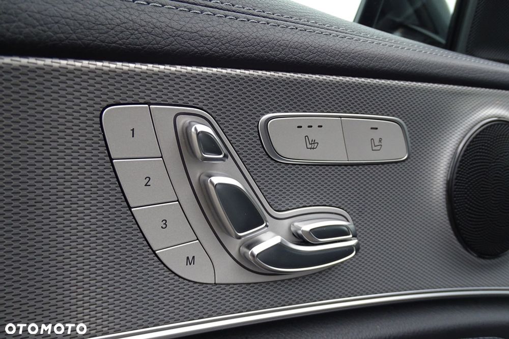 Mercedes-Benz Klasa E - 20