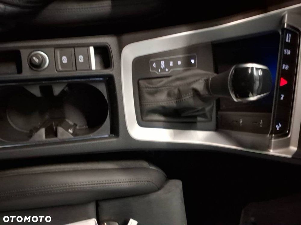 Audi Q3 Sportback - 8