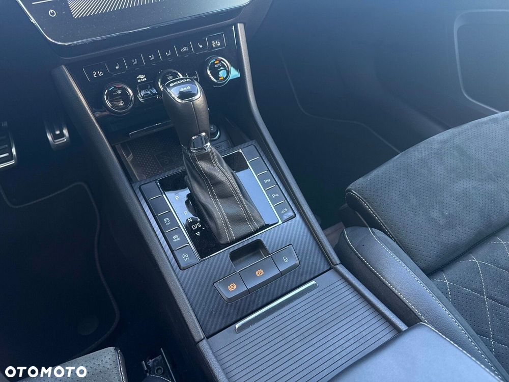 Skoda Superb 2.0 TSI 4x4 Sportline DSG - 22