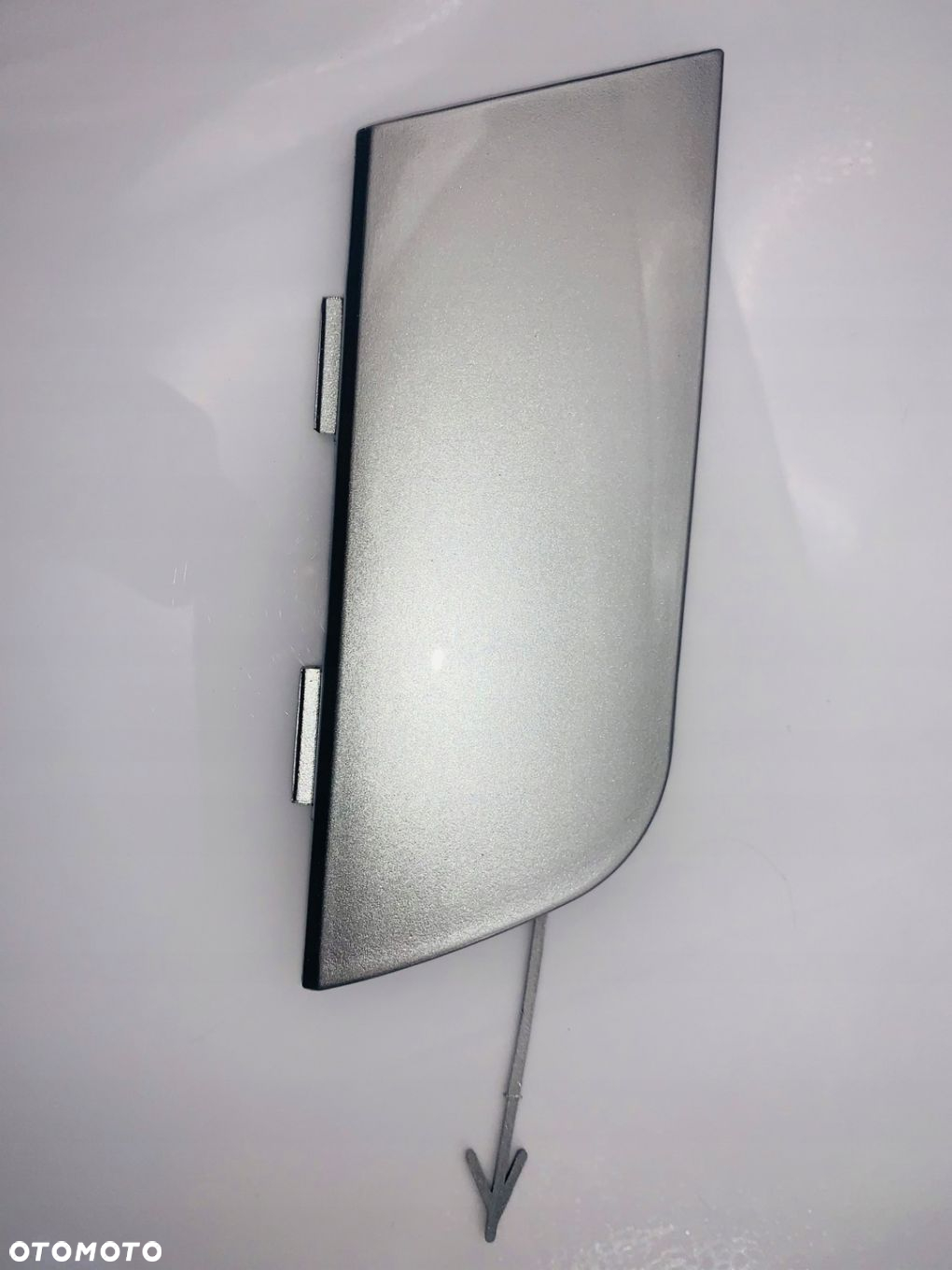 ZAŚLEPKA HAK / HOL PRZÓD A6 C6 KOLORY 4F0807441 - 9