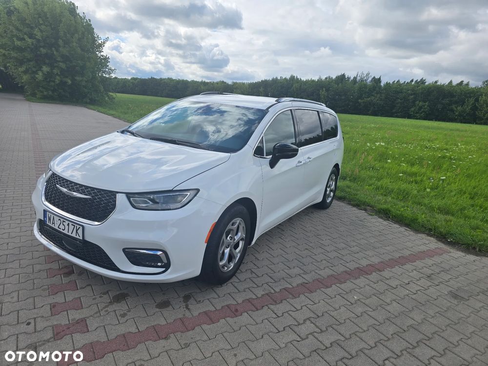 Chrysler Pacifica - 7