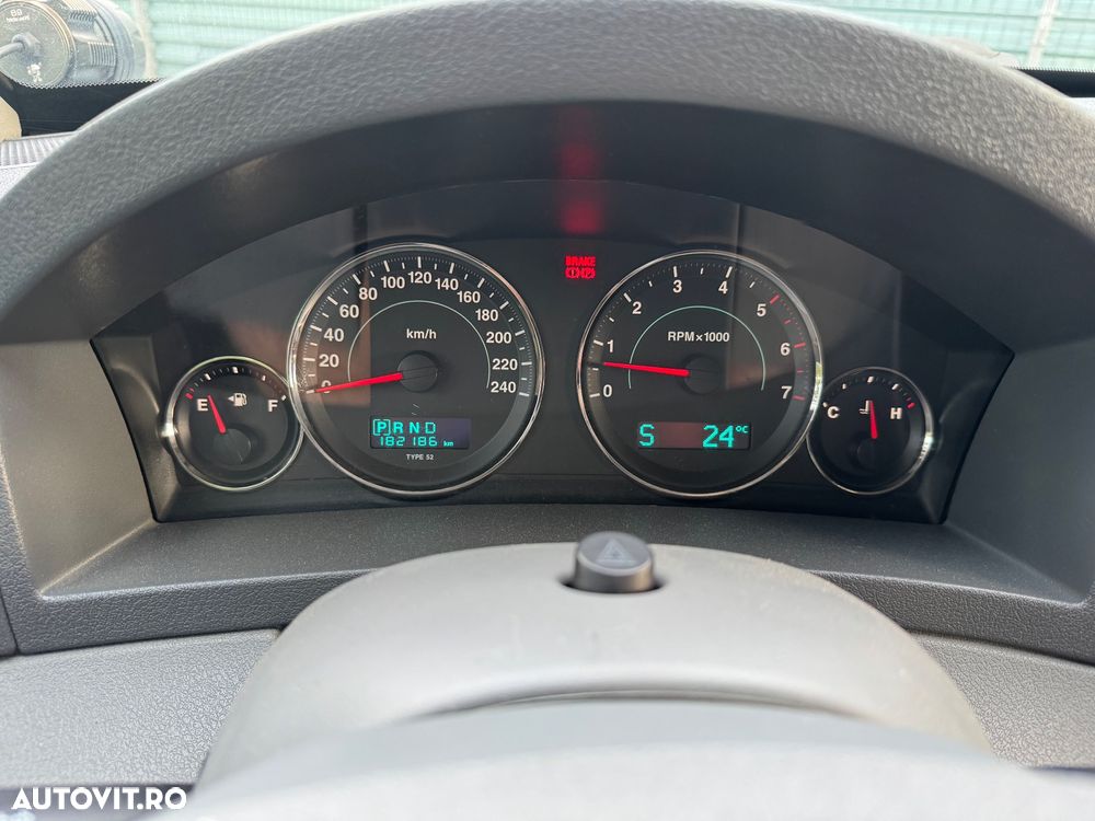 Jeep Grand Cherokee - 7