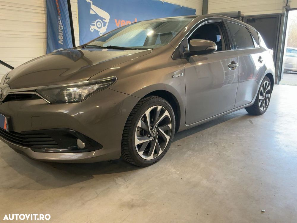 Toyota Auris 1.8 VVT-i Automatik Design Edition - 8