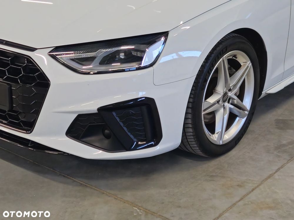 Audi A4 Avant 40 TDI quattro S tronic S line - 5