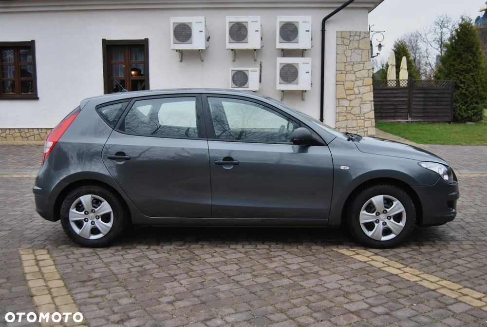 Hyundai i30 1.4 Blue Comfort - 14
