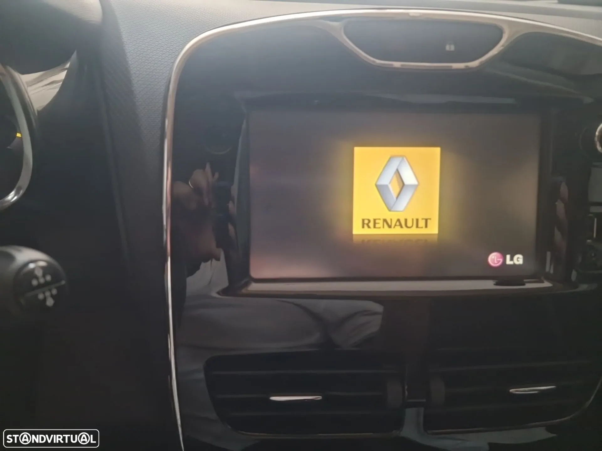 Renault Clio 0.9 TCE Confort - 10