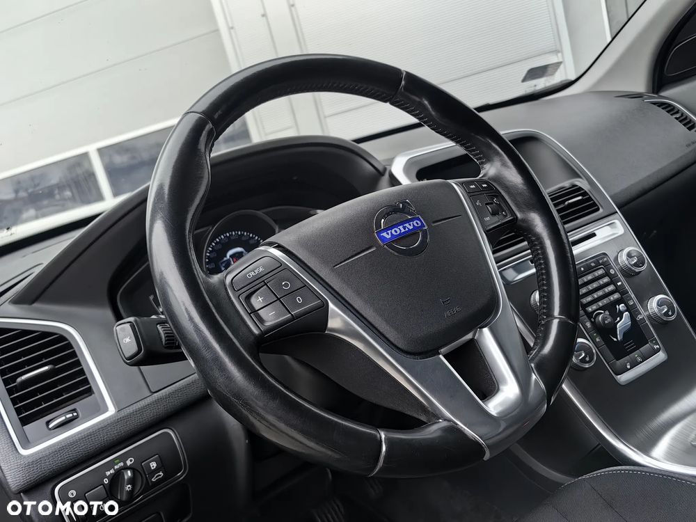 Volvo XC 60 D4 Kinetic - 16