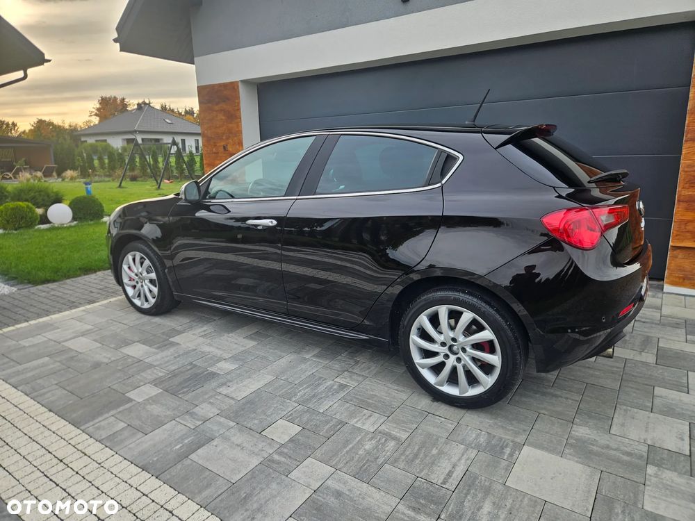 Alfa Romeo Giulietta - 8