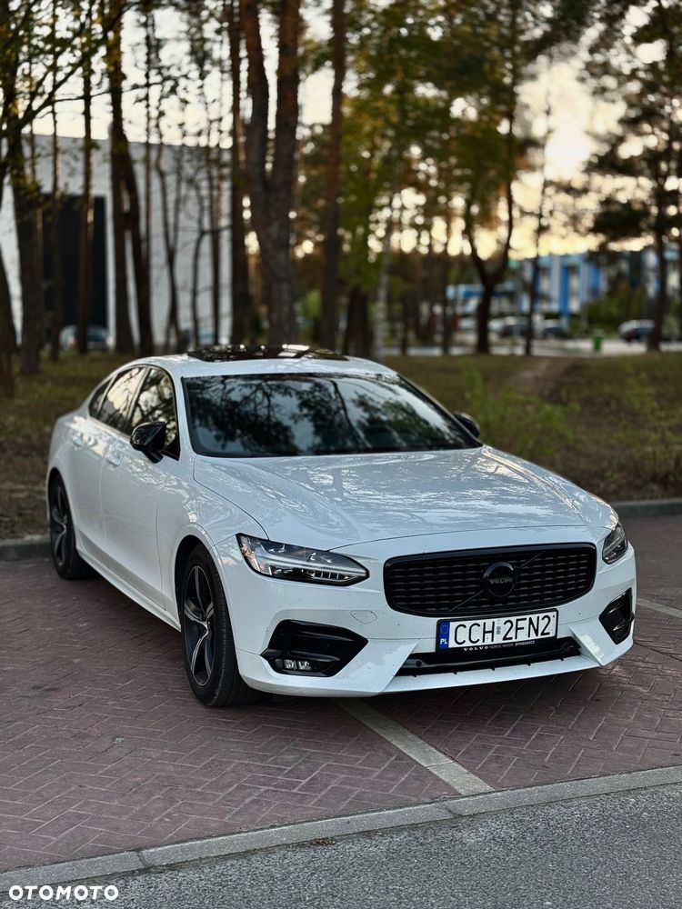 Volvo S90 T5 R-Design - 1