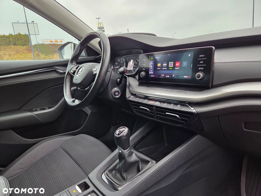 Skoda Octavia 1.5 TSI ACT Ambition - 15