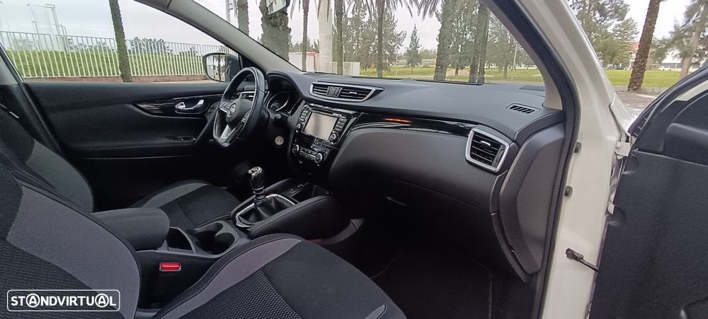 Nissan Qashqai 1.5 dCi Tekna Premium S - 16