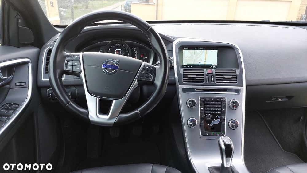 Volvo XC 60 D4 Drive-E Summum - 7