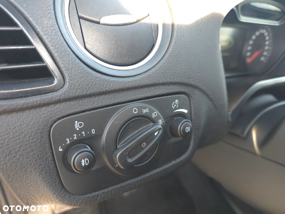 Ford S-Max 1.6 EcoBoost Titanium - 21