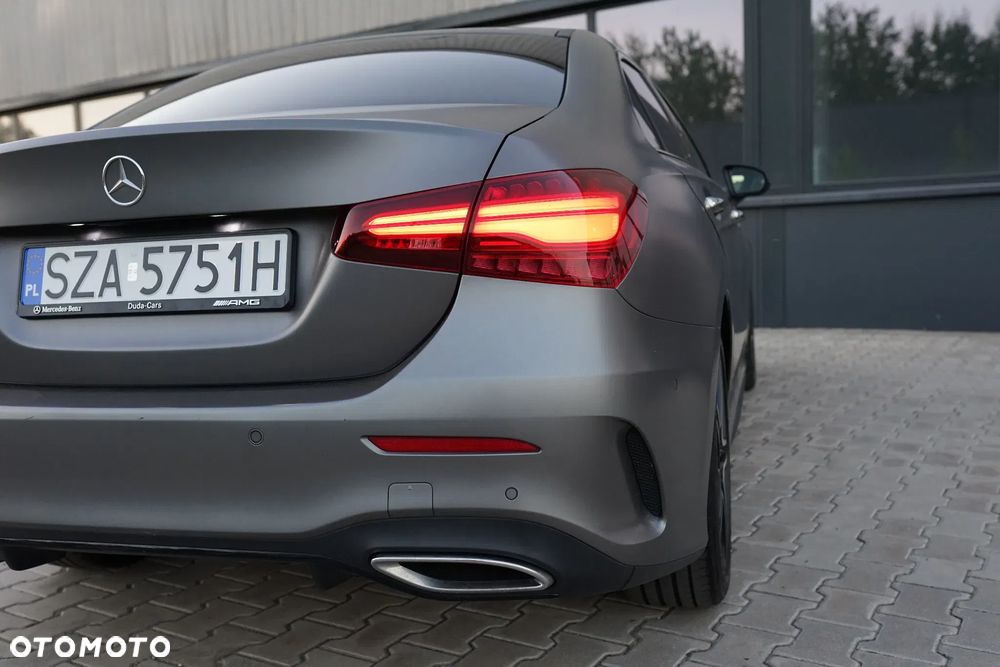 Mercedes-Benz Klasa A 180 AMG Line 7G-DCT - 38
