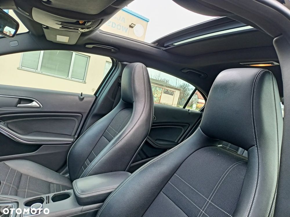 Mercedes-Benz Klasa A 180 (BlueEFFICIENCY) AMG Sport - 23
