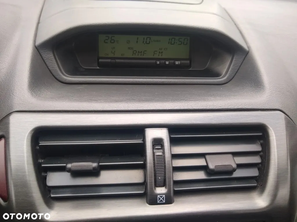 Mitsubishi Space Wagon 2.4 GDI Family - 21