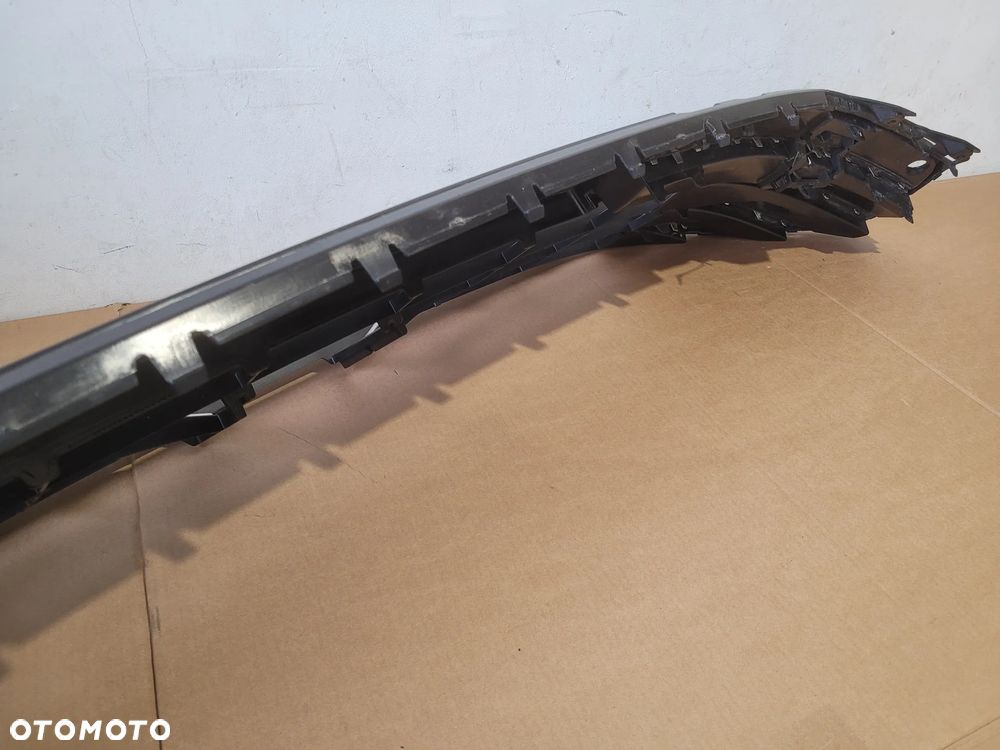 KRATKA ZDERZAKA ŚRODKOWA VW PASSAT B9 3J0853677K 3J0853677L - 8