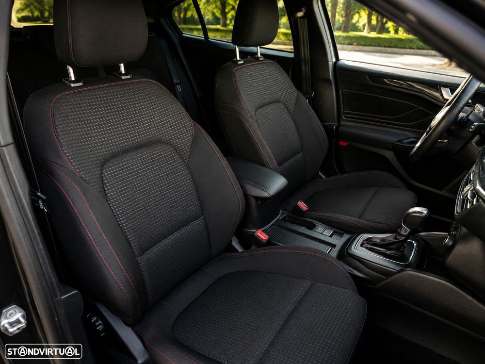 Ford Focus 1.0 EcoBoost MHEV ST-Line X Aut. - 11