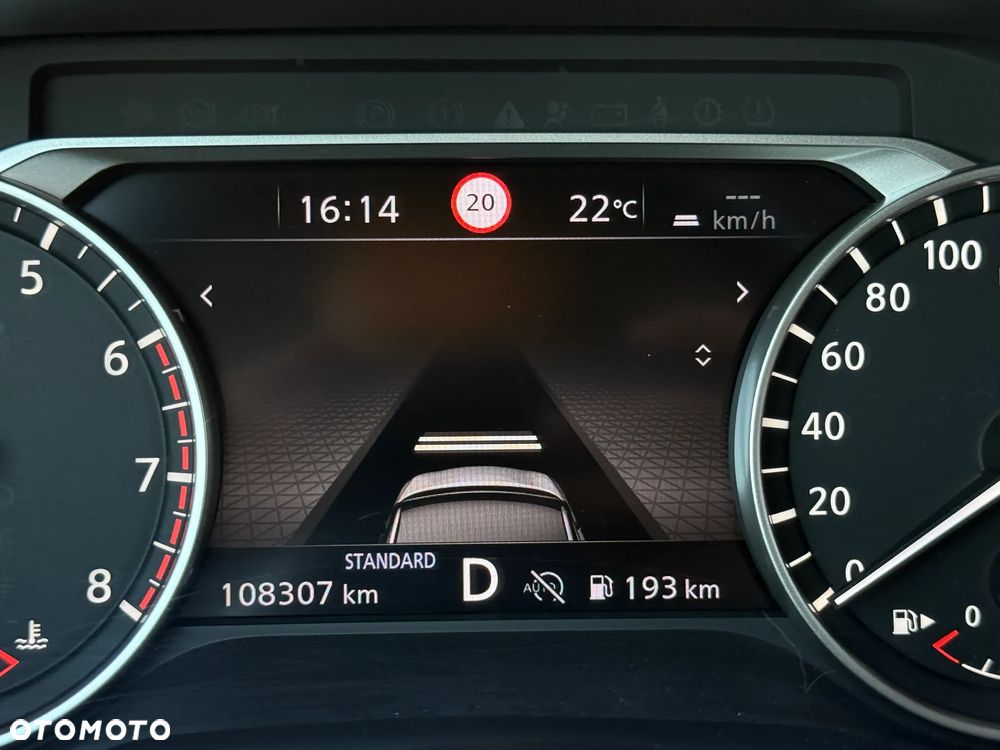 Nissan Qashqai 1.3 DIG-T N-Connecta DCT - 27