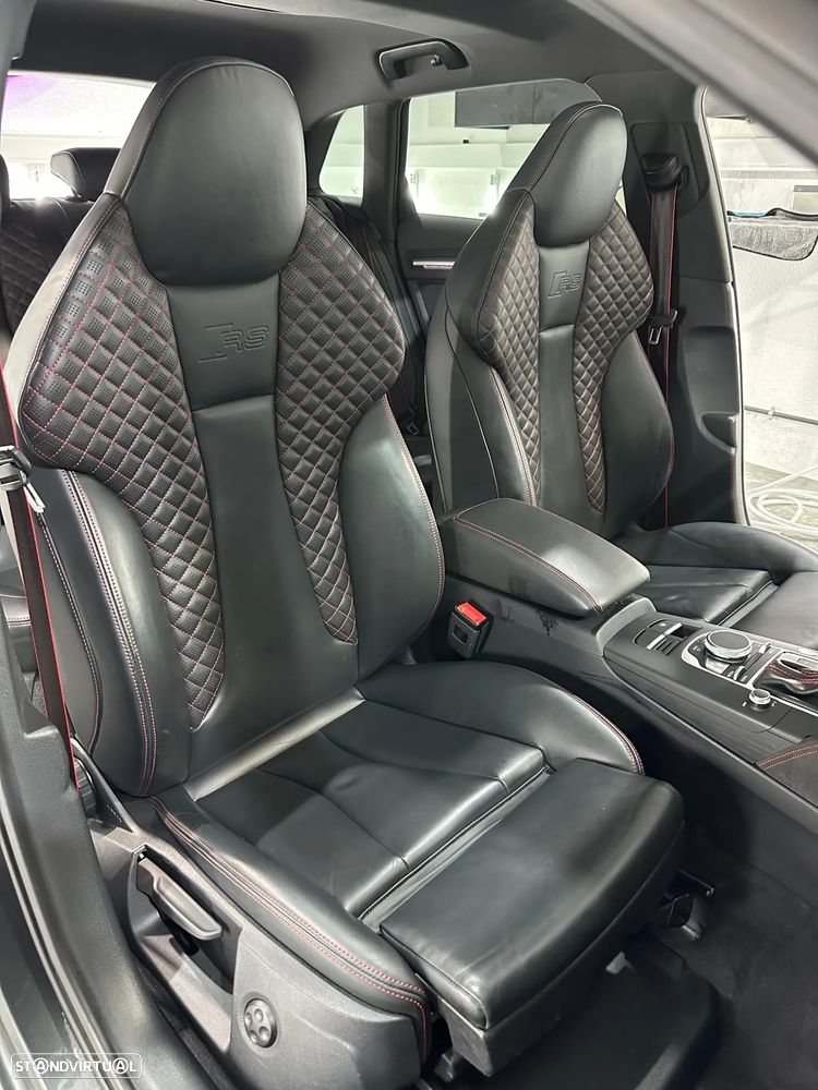 Audi RS3 Sportback 2.5 TFSI quattro S tronic - 8