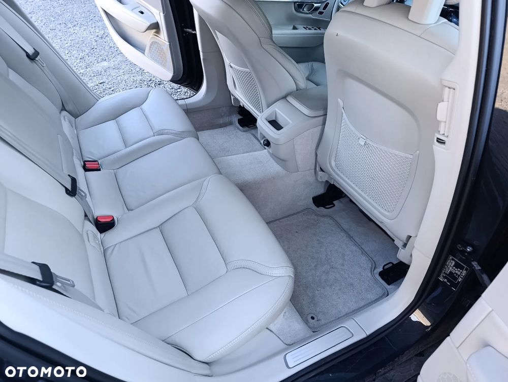 Volvo V90 - 27