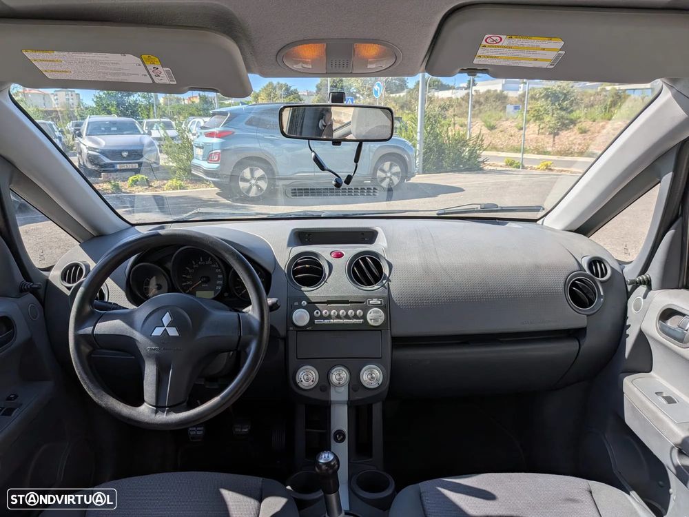 Mitsubishi Colt 1.1 Invite - 6