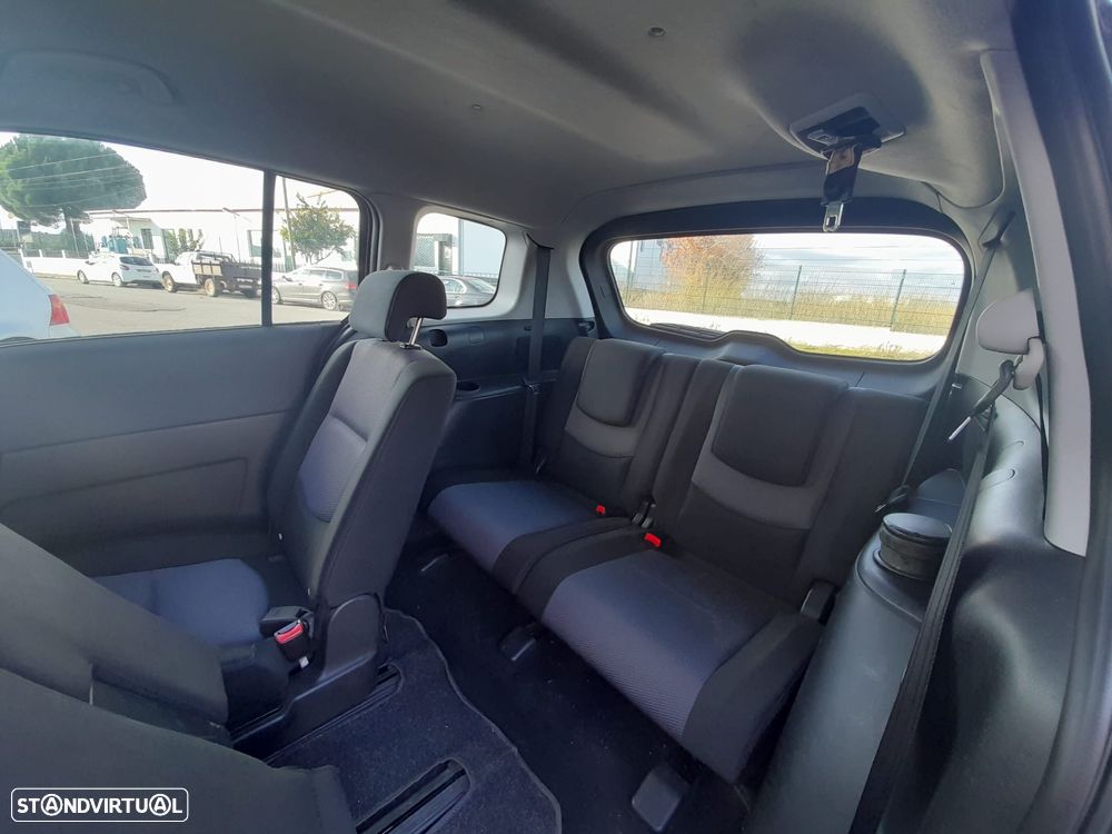 Mazda 5 MZR-CD 2.0 Sport - 17