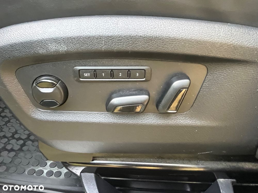 Volkswagen Multivan 2.0 BiTDI L1 Highline 4Motion DSG - 18