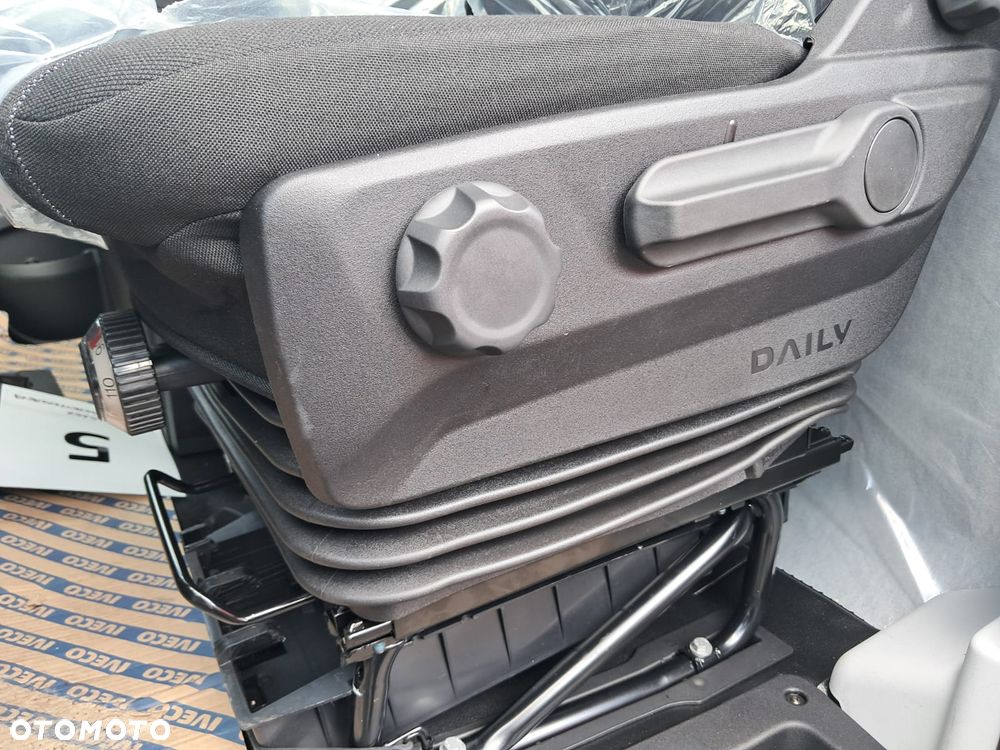 Iveco Daily 35S16BA8 V 12m3 dostępny od ręki - 10