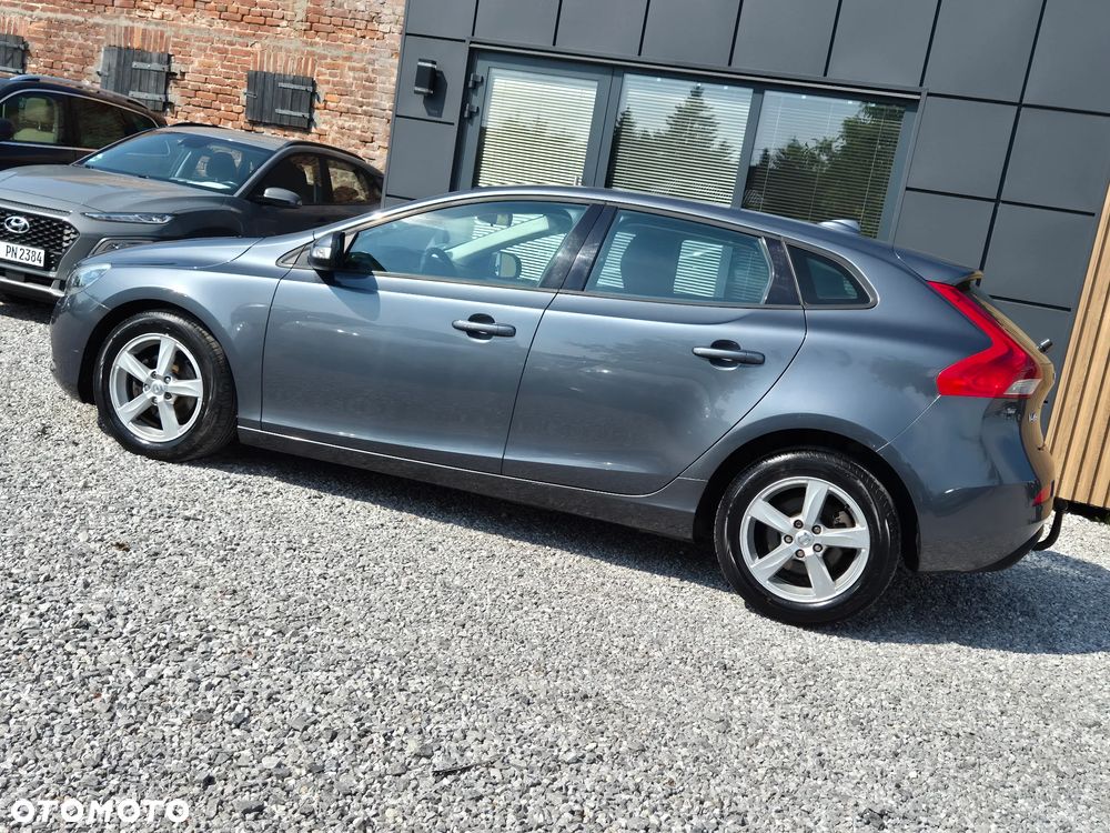 Volvo V40 D2 Momentum - 7