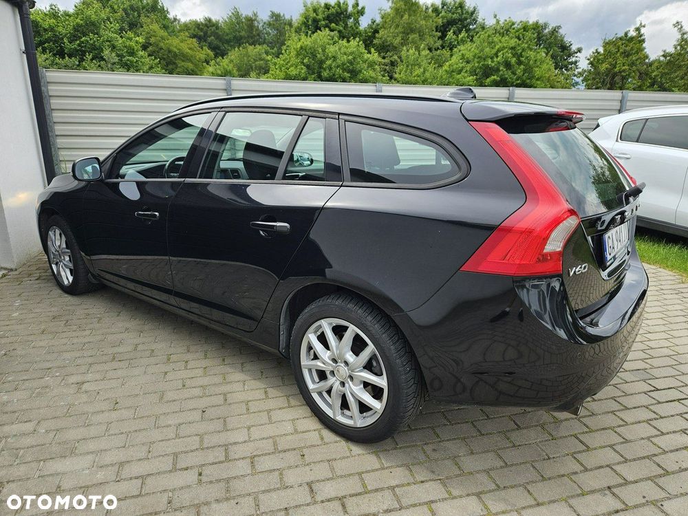 Volvo V60 D2 Kinetic - 13