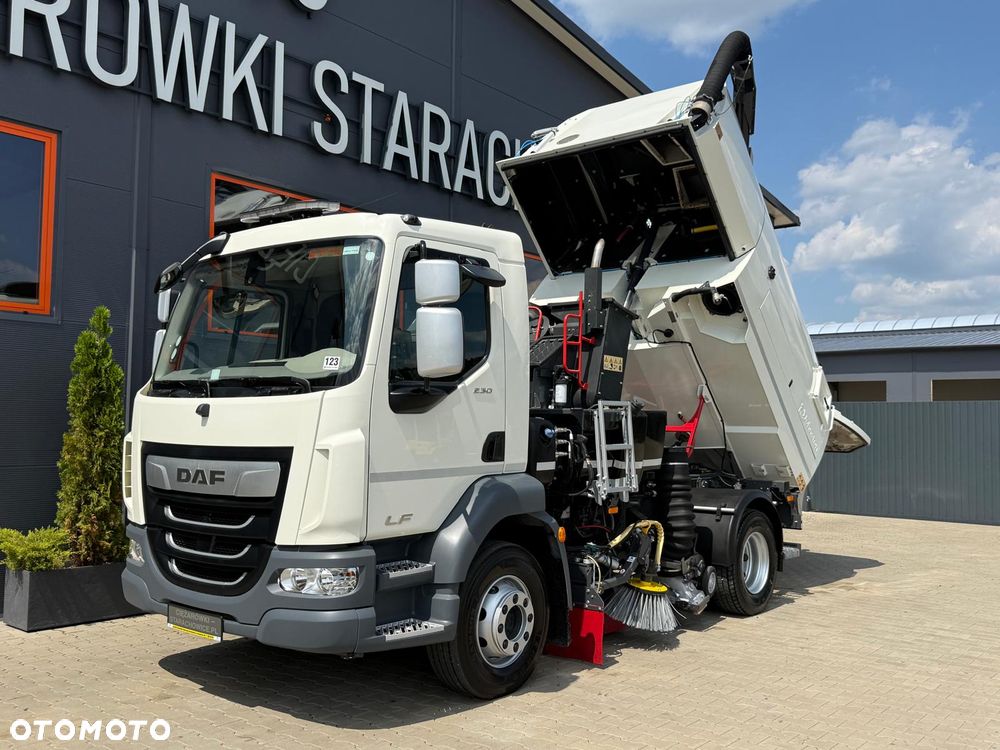 DAF DAF LF 15.230 Euro 6 //Klimatyzacja /  zamiatarka uliczna // budowlana dwustronna JOHNSTON VT652 - 12