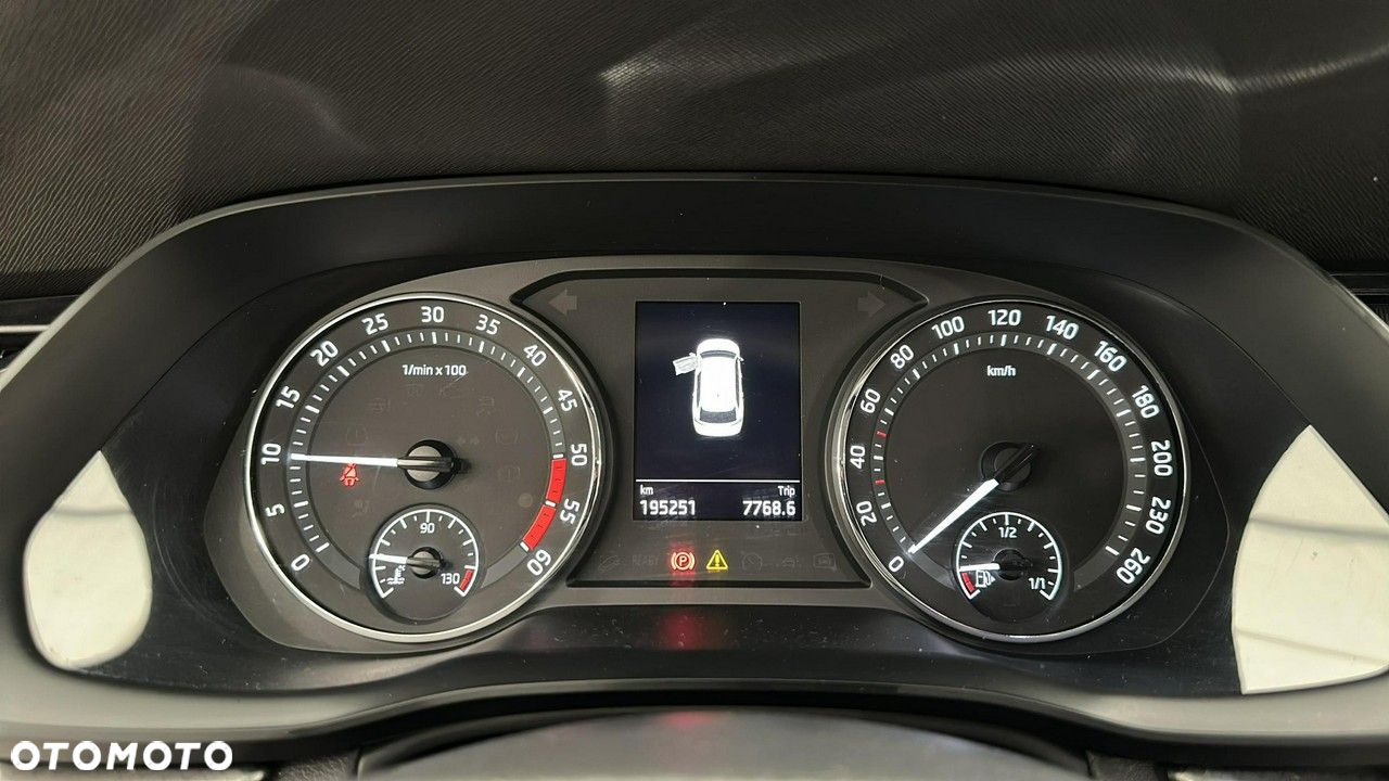 Skoda Octavia - 15