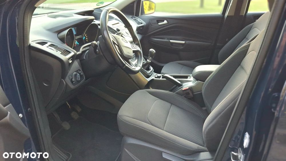 Ford Kuga 1.5 EcoBoost 2x4 Cool & Connect - 9