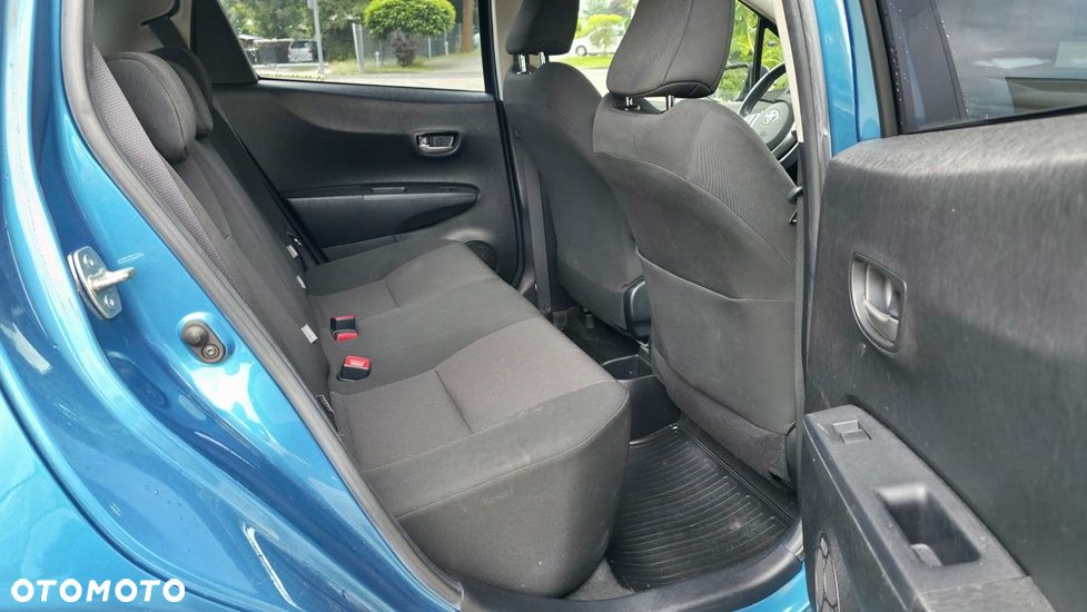 Toyota Yaris 1.33 Premium - 18