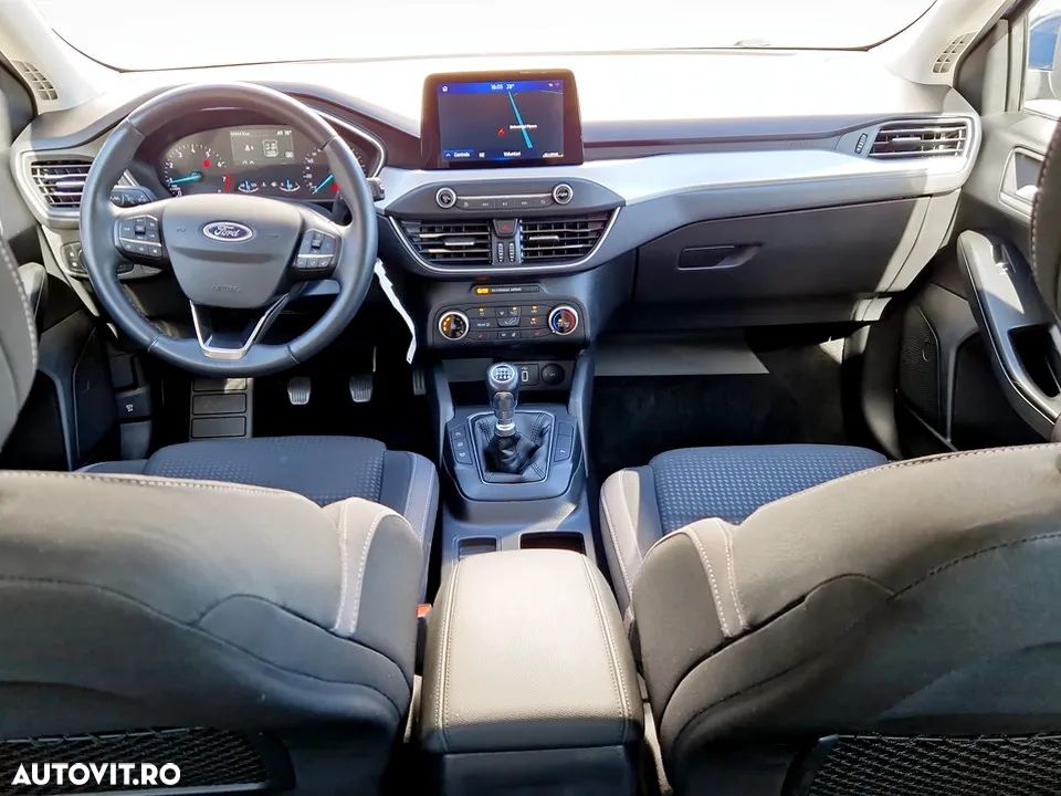 Ford Focus 1.0 EcoBoost Trend - 12