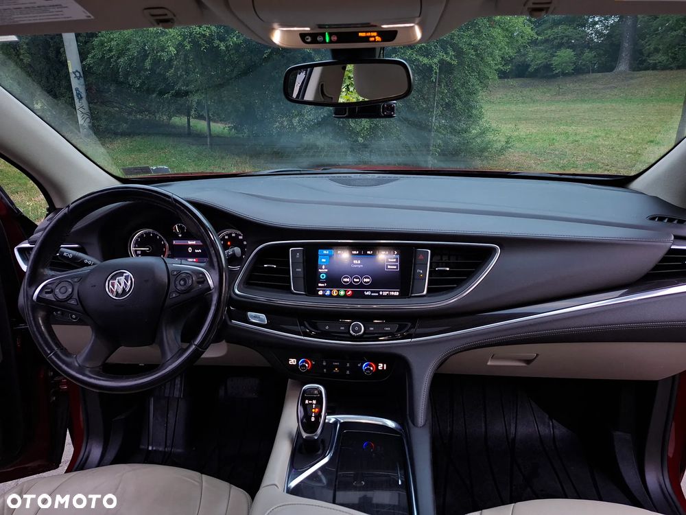Buick Enclave - 13