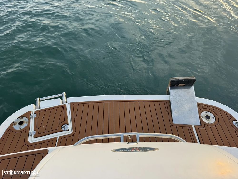 Chaparral 260 Signature - 10