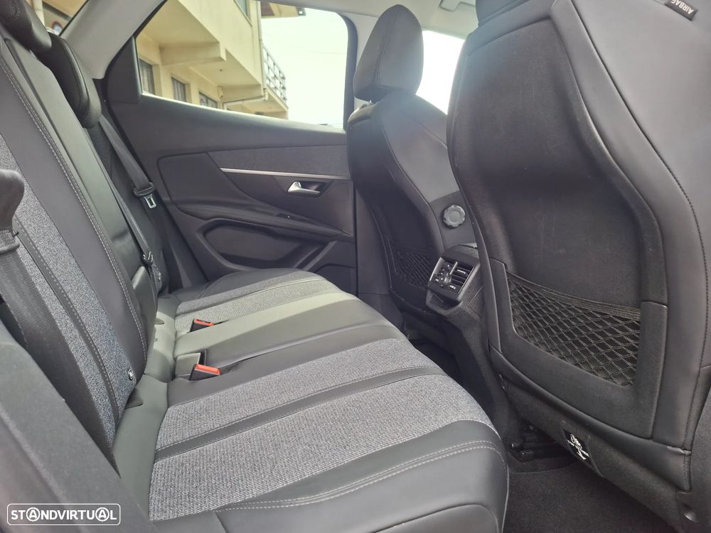Peugeot 3008 PureTech 130 Stop & Start Allure - 26