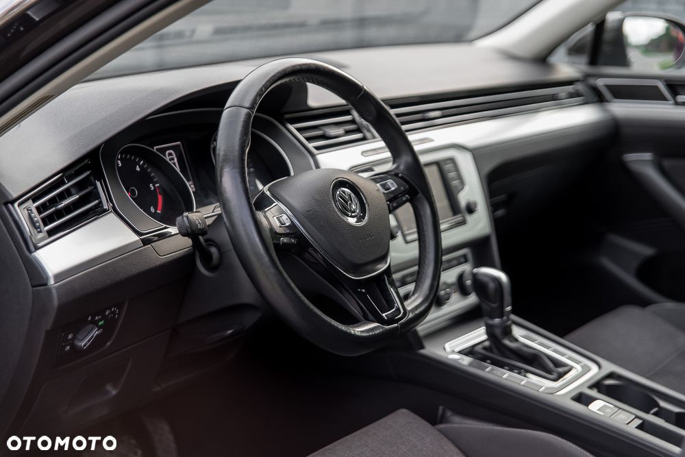Volkswagen Passat 2.0 TDI BMT Comfortline DSG - 30