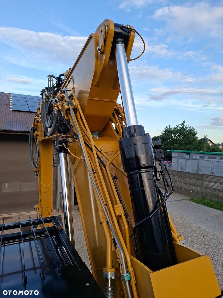 Caterpillar CAT 320 EL - 18