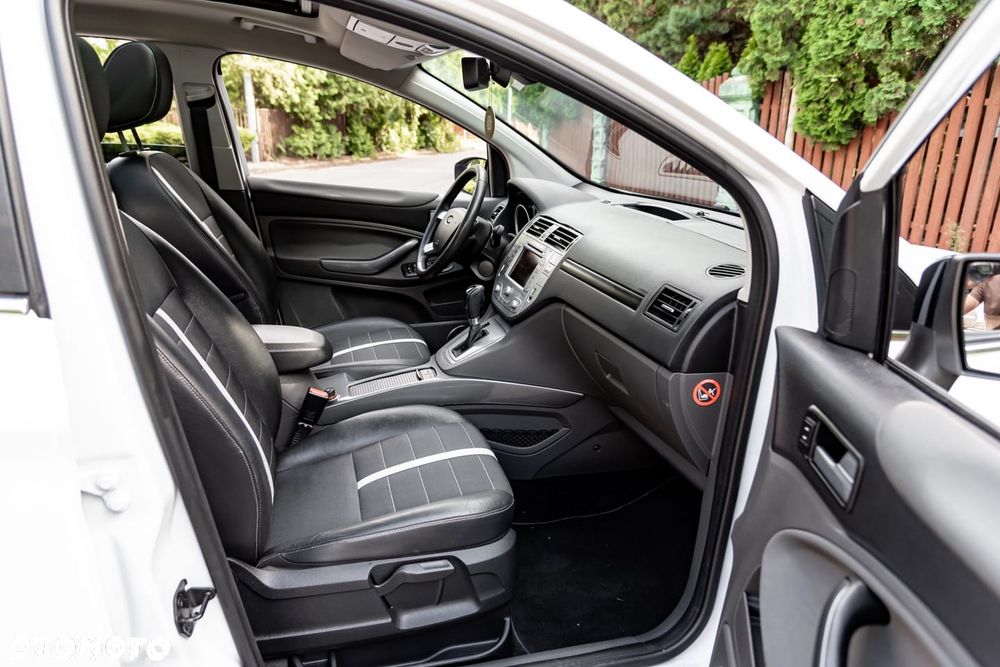 Ford Kuga 2.5 4x4 Titanium - 18