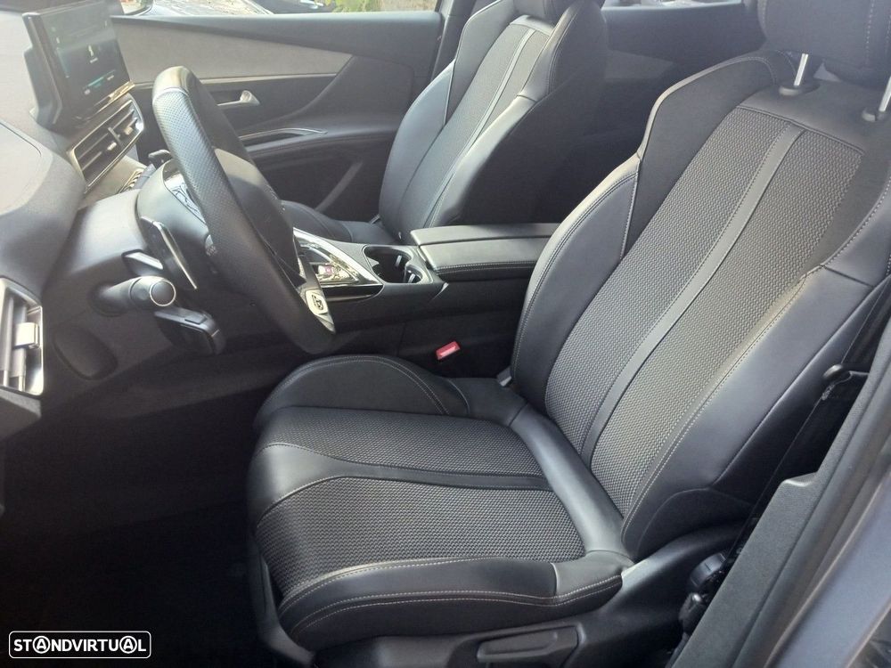 Peugeot 3008 1.6 Hybrid GT e-EAT8 - 32