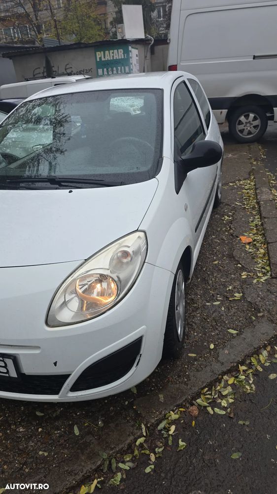 Renault Twingo 1.2 60 Authentique - 8