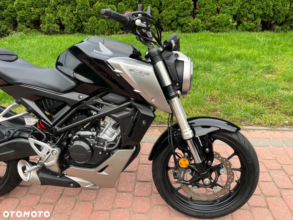 Honda CB - 16