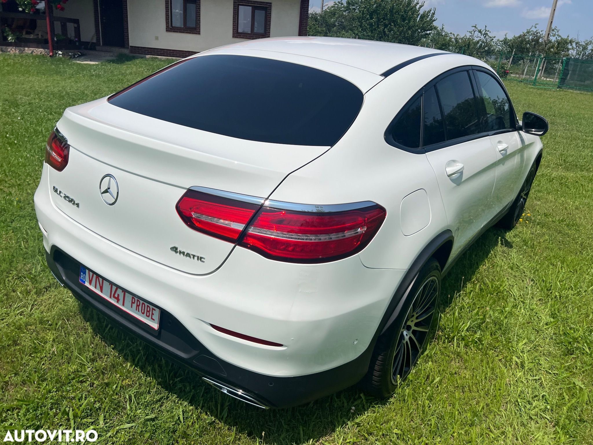 Mercedes-Benz GLC Coupe 250 d 4Matic 9G-TRONIC AMG Line - 1
