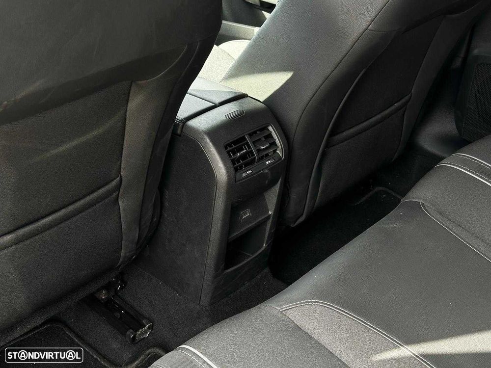 Opel Astra Sports Tourer - 12